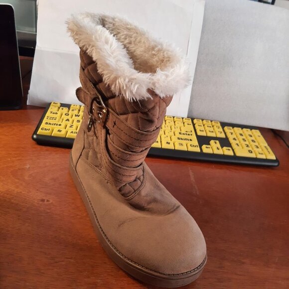 G By Guess Caramel Boot Suede Flat Boot Size 8 Wide PreLoved Excellent Condition - Picture 1 of 7